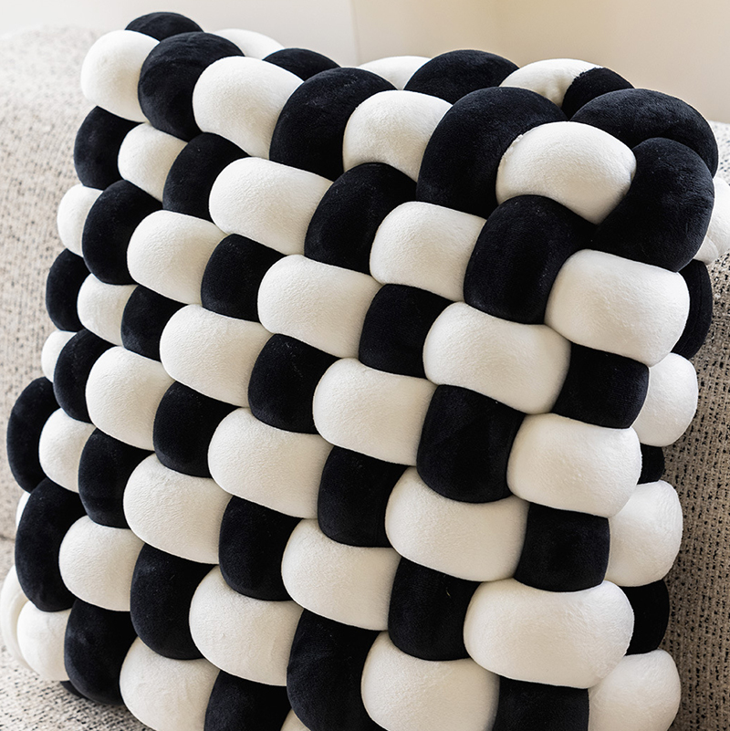 F00006 Simple Black And White Cushion